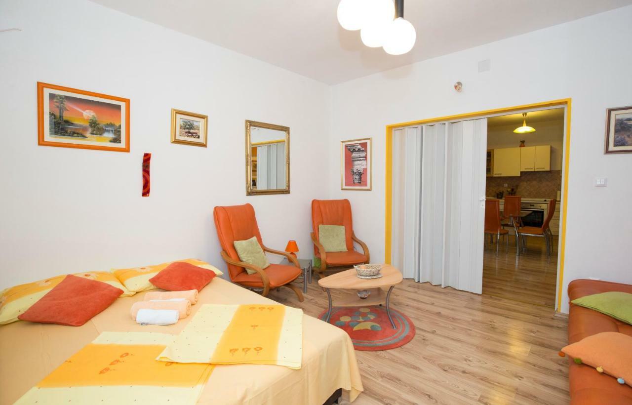 Viki Apartmán *