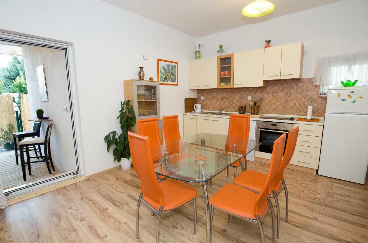 Apartmán Viki *